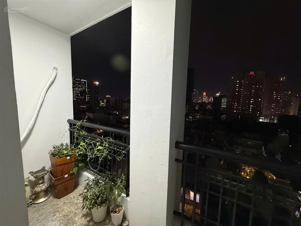 Giam 200tr cc thế hệ mới quận 1 3pn 104m2 sổ hồng riêng0 2 ban công view đẹp
