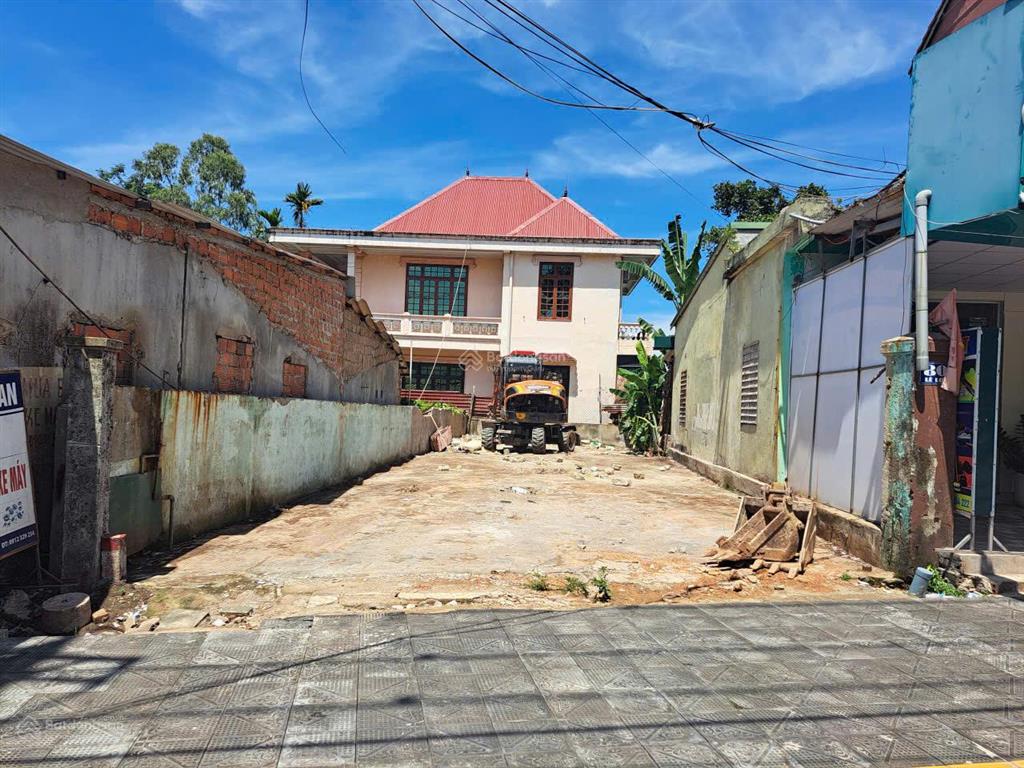 Mặt tiền lê lợi gần ngã tư giao lê thánh tông nam đông hà