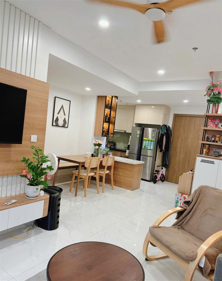 Bán căn diamond alnata plus 2pn 2wc. giá 6.9 tỷ bao phí thuế, full nt