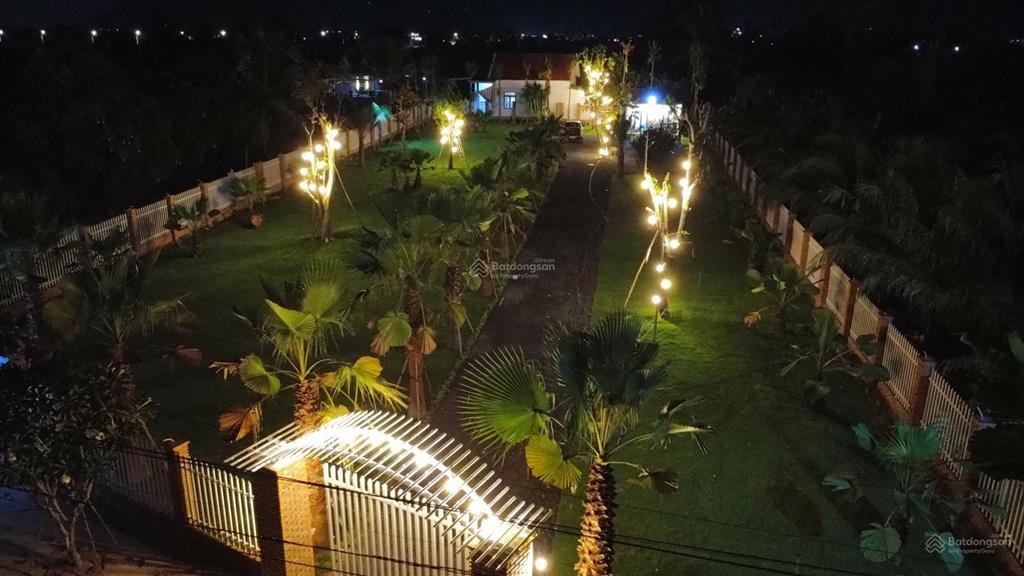 Bán đất suối dầu cam lâm 2005m2 có 600m2 thổ cư mặt tiền 27m, đường bê tông giá 10.5 tỷ