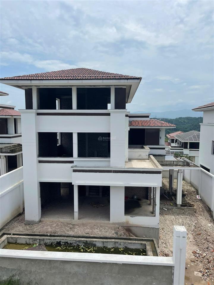 Bán nhanh căn biệt thự flc view biển và view nội khu 5 ngủ 5 wc giá siêu rẻ