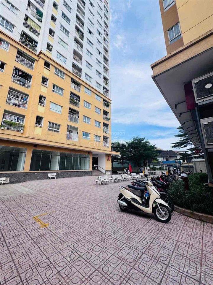 Bán gấp căn hộ idico tân phú, 46m², 2pn, 1wc, giá 2,3 tỷ, sổ hồng riêng, 0981 674 ***