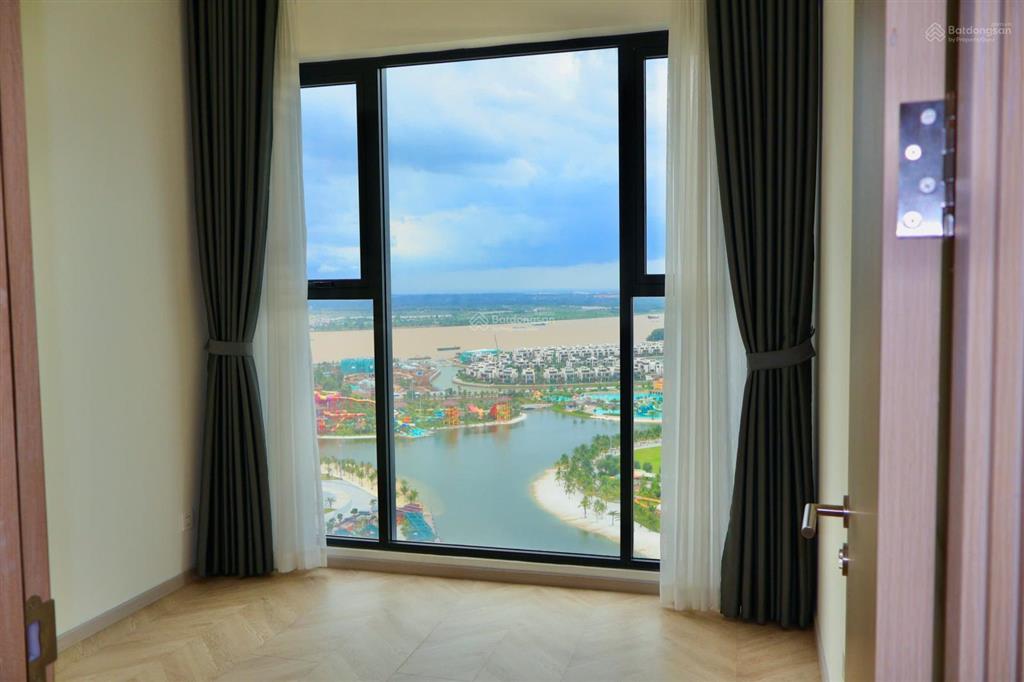Hiếm bán lại 3pn 97m2 tầng cao view trực diện công viên 36ha tòa c masteri centre point