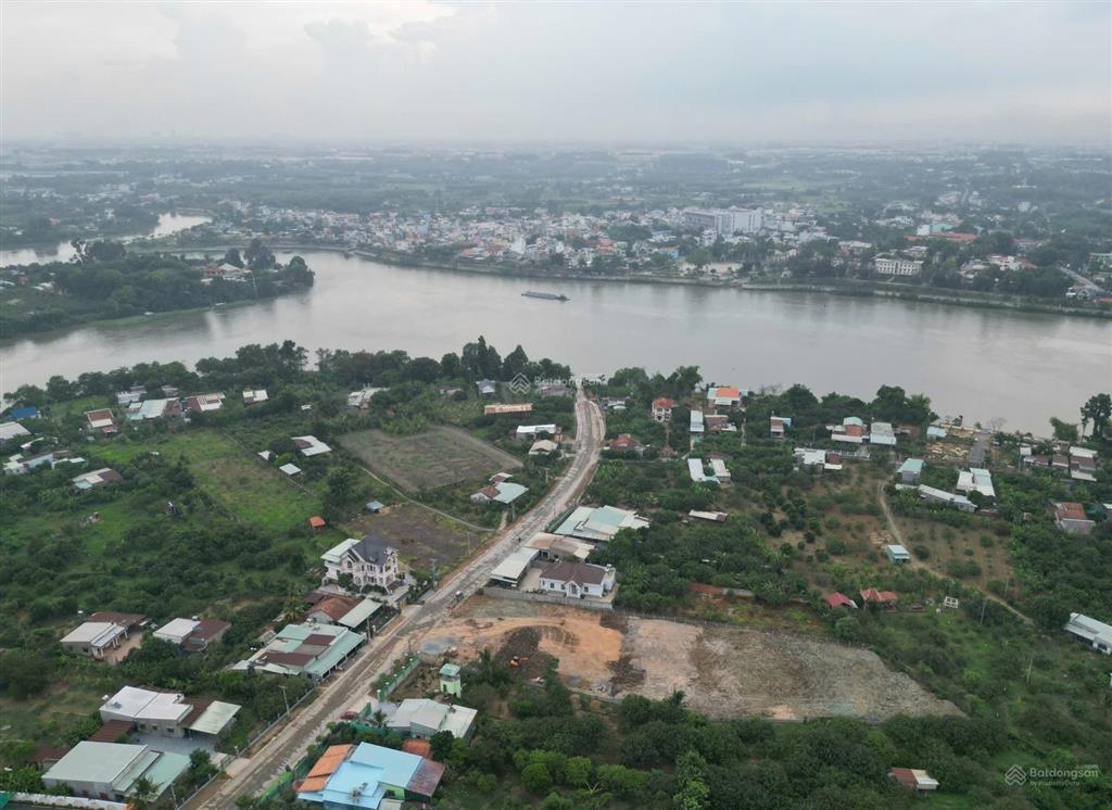 Bán đất nền sổ hồng riêng thổ cư gần sông mát mẻ chỉ cần 300tr nhận đất