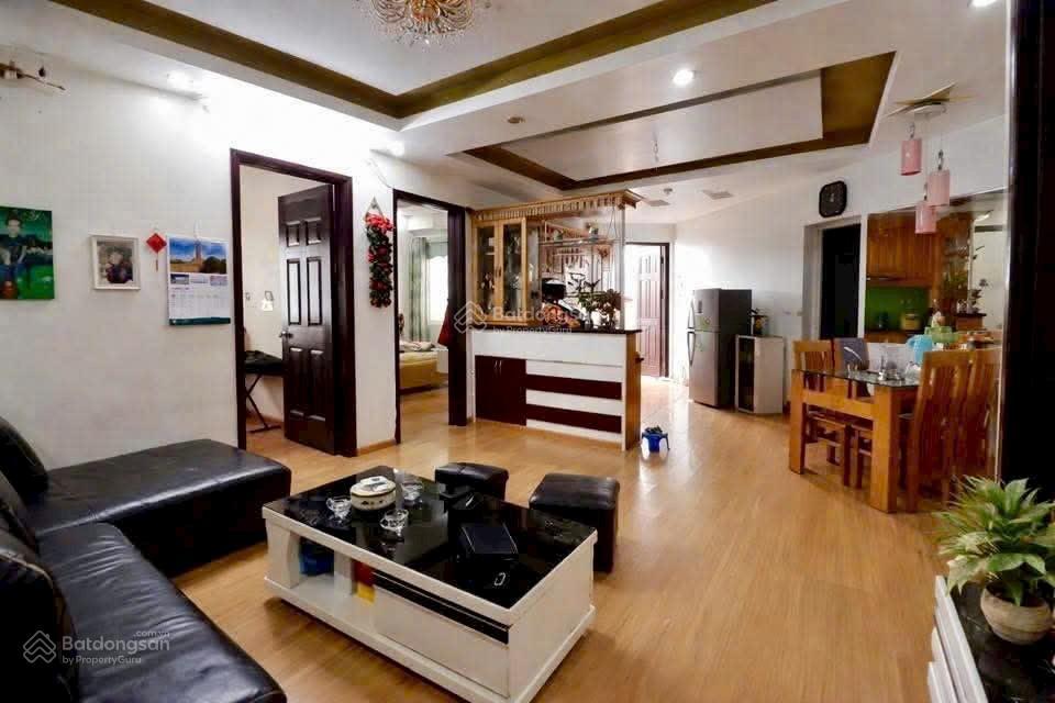 Chủ nhà đi định cư bán gấp căn góc mipec rubik 360 cầu giấy tặng full nội thất 5 sao 800 triệu!