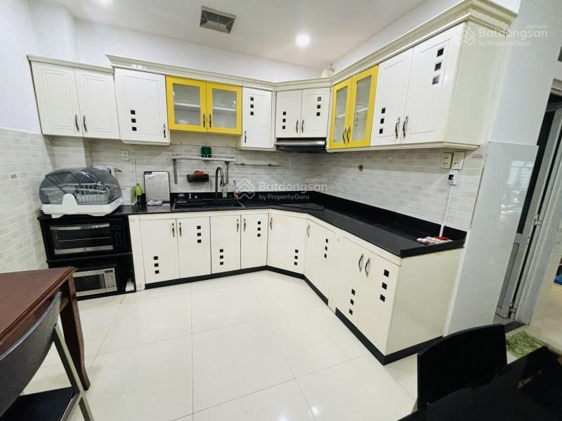 Bán nhà 2 tầng, hẽm xe hơi, 44m2, 6.7 tỷ, sổ a4, ngang 4m, full nội thất, đường ni sư huỳnh liên