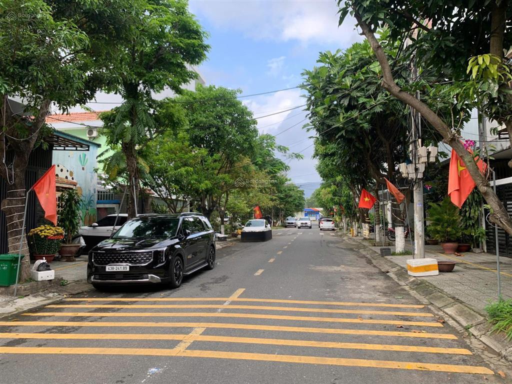 Bán lô đất mt đường 7m5 hoàng quốc việt đối diện công viên, gần sông hàn, sơn trà giá rẻ 8,7 tỷ