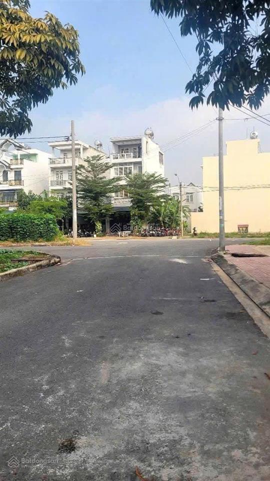 Tuấn hailongreal 4,5 tỷ 105m đường 10m kdc đông ngay trung tâm hành chính nhà bè đường nguyễn bình