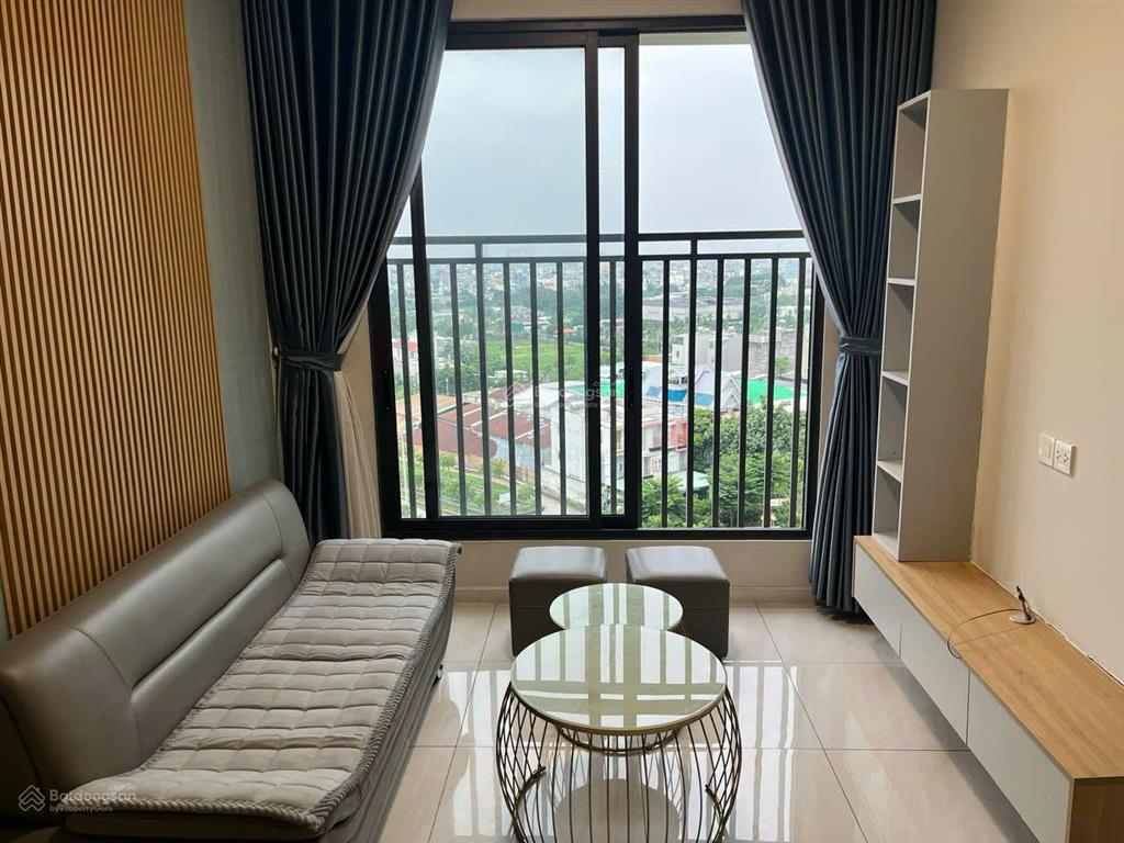 Cần bán căn 2pn1wc full nội thất đẹp, đã có sổ hồng, view đông, tầng trung. 0902 471 ***