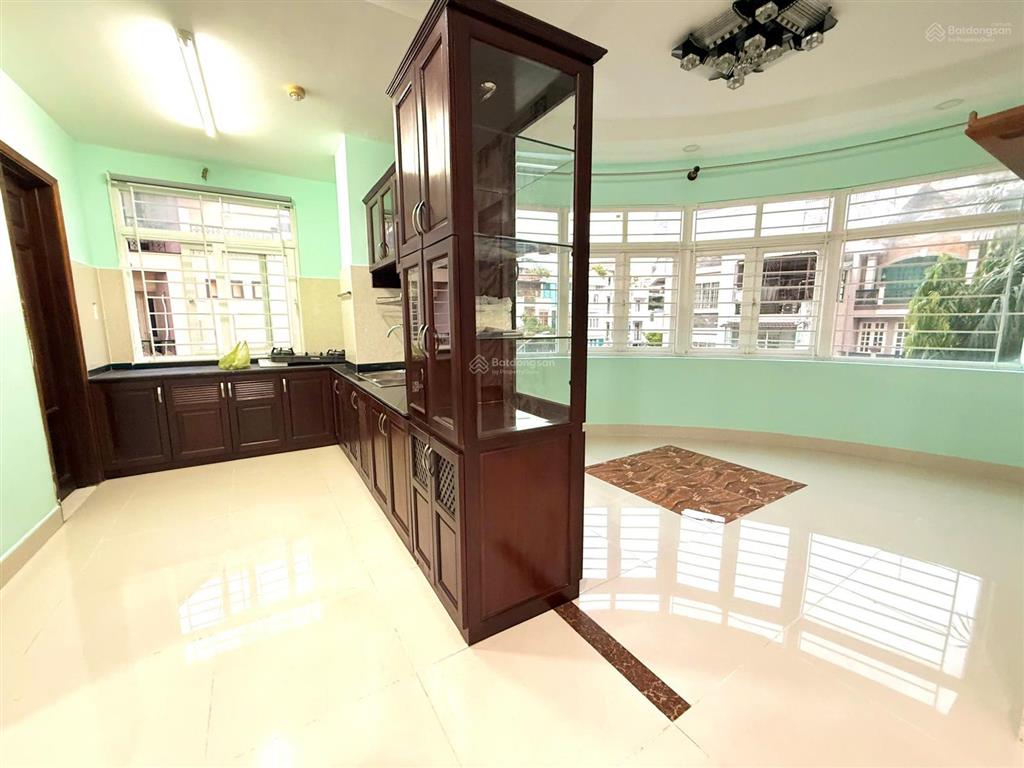 Chính chủ bán gấp căn góc thiên nam apartment quận 10 99m², 3pn sổ hồng riêng chỉ 7.3 tỷ