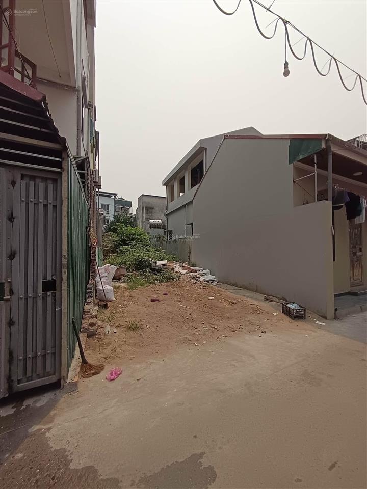 Chỉ khoảng 158tr/m2 đất ngọc thụy 100m2 mt 4m ô tô vào đất không quy hoạch
