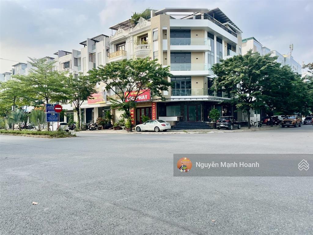 Căn góc vip 127m2 view chung cư gần hồ kinh doanh đỉnh chỉ 120 triệu/m2