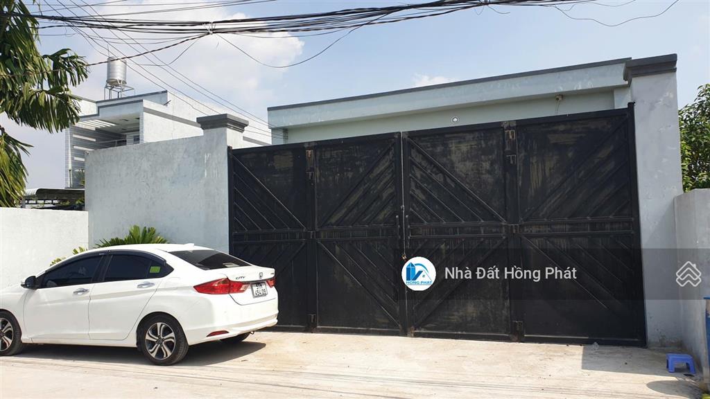 Bán nhà xưởng xây mới dt 10x40, mặt tiền 838b, xã mỹ thạnh tây, đức huệ, long an