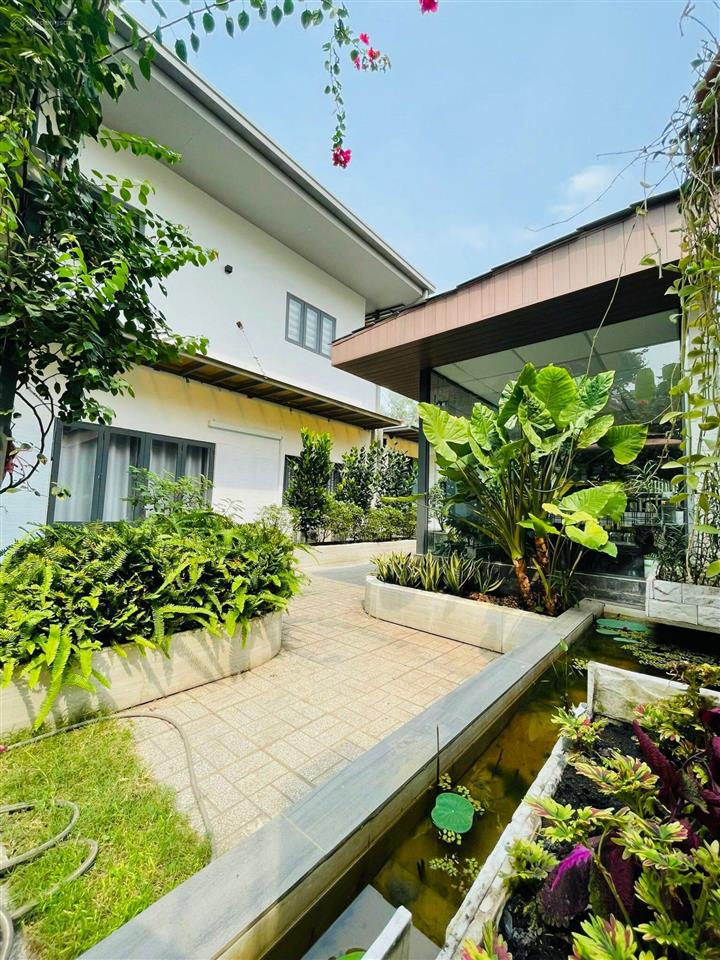 Hiếm! bán biệt thự view sông phố tây thảo điền q2, dt 25x12m, giá 28tỷ tl, 0908 669 *** trâm
