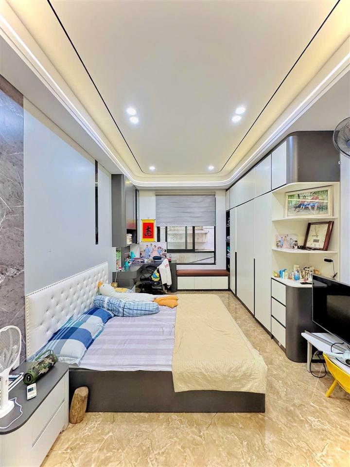 Võ thị sáu phân lô 35m2 5 tầng full nội thất chỉ 10 tỷ 8