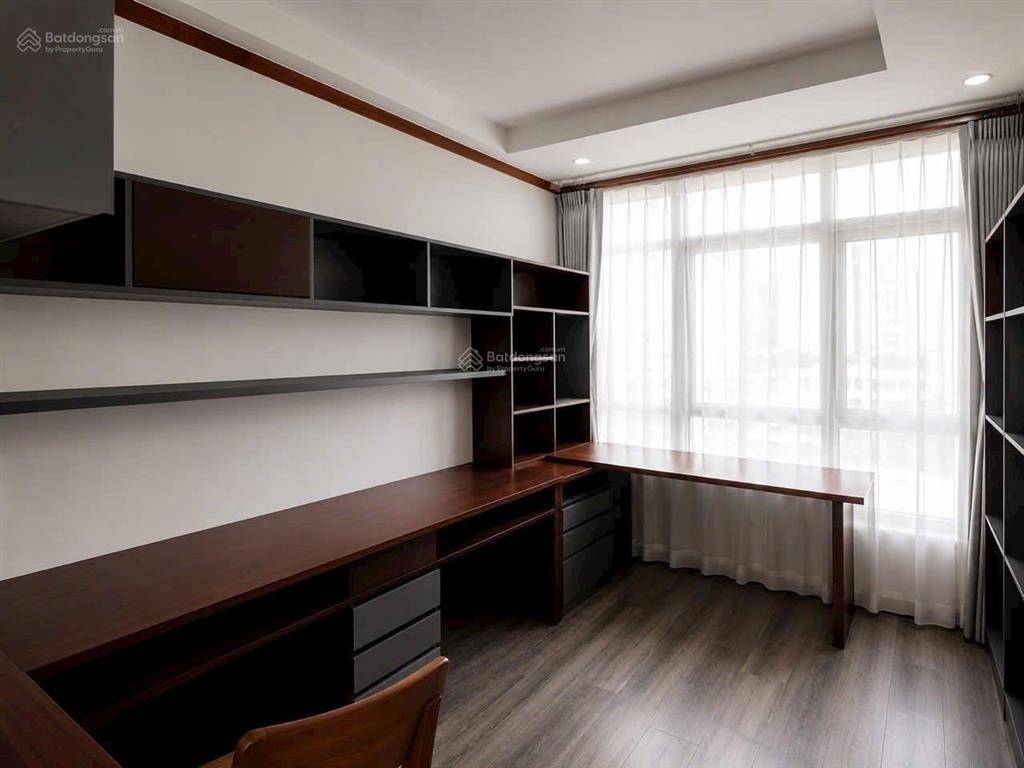 Bán gấp căn hộ phú hoàng anh 3pn tầng cao góc view cực thoáng giá tốt 4.9 tỷ (đã gồm thuế phí)