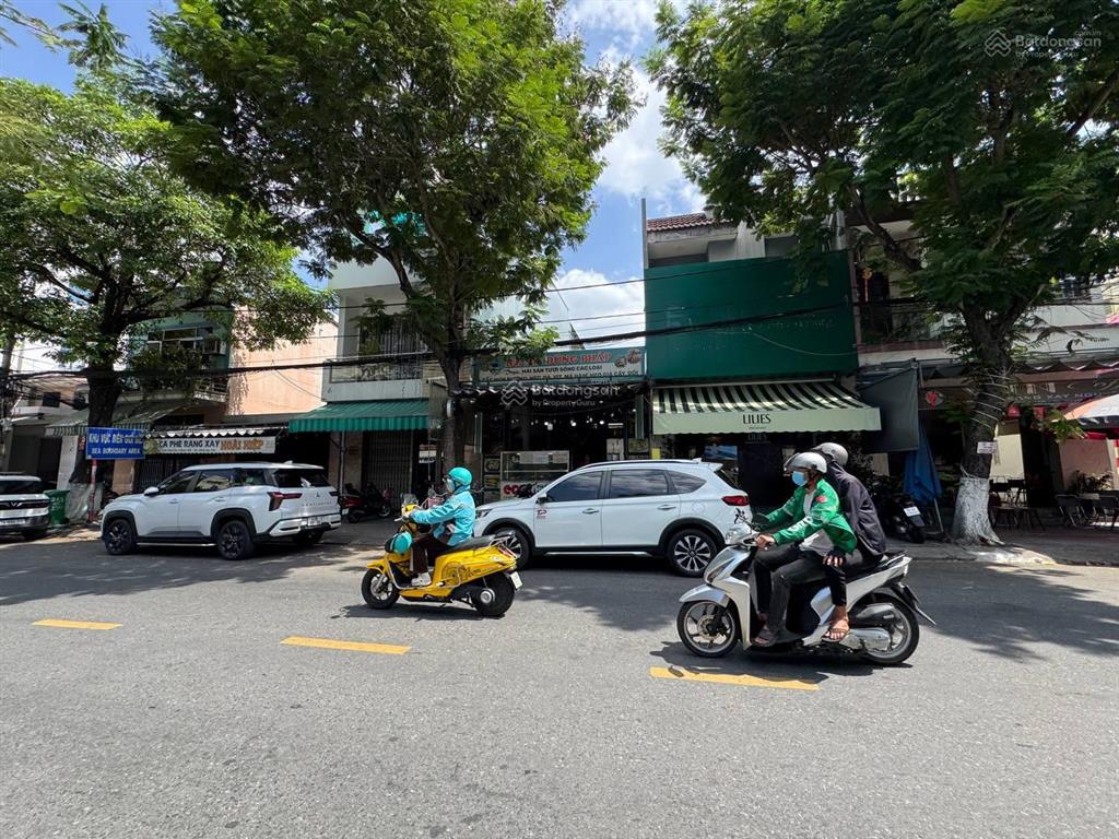 Bán đất mt nguyễn công trứ dt 117m2 ngang 5m. 0905 982 ***