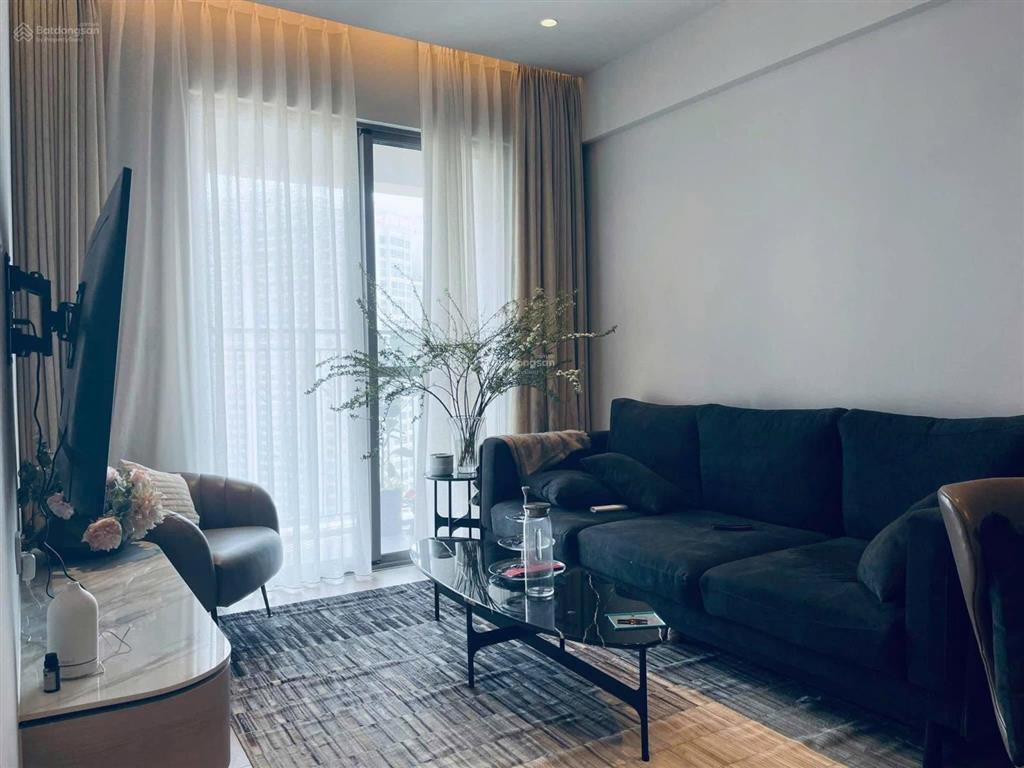 Chính chủ gửi bán căn hộ cao cấp, tầng cao view thoáng, giá hời saigon south residences
