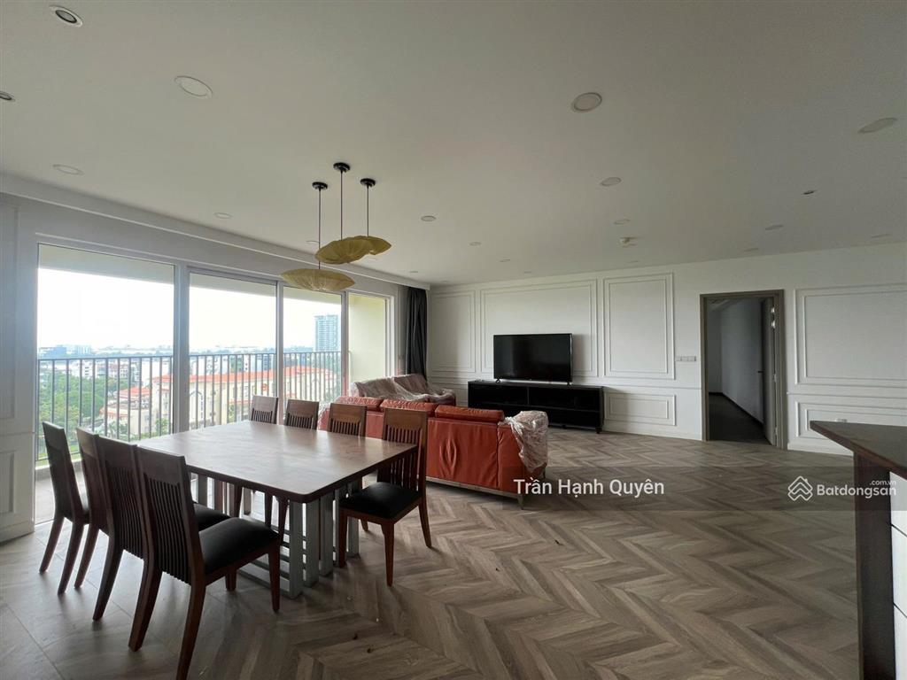 Ra mắt căn hộ 4pn 204m2 19.6 giá tỷ bao trọn nội thất cực mới ban công rộng view đẹp