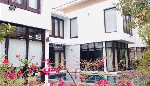 Hiếm! Biệt thư - Villa tại Vĩnh Phúc cũ, DT 520 m2, 1 bể bơi ngoài trời