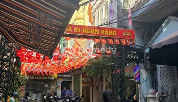 Bán căn hộ tầng 2-3 Tập thể in ngân hàng Đống Đa hơn 2 tỷ