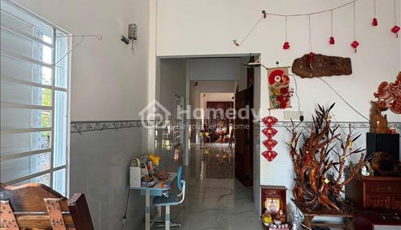 Cần ra gấp lô đất 650m² (200m² thổ cư) có sẵn nhà mới đẹp