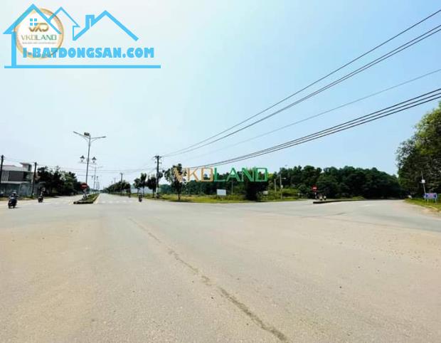 BÁN ĐẤT MẶT TIỀN TRẦN BÌNH TRỌNG- PHƯỜNG 3