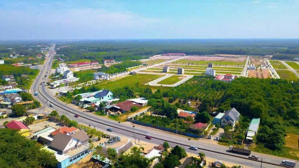 Bán đất nền Tân Uyên, trong KĐT Phương Trường An, đại lộ 54m, view hồ bơi, giá 1,050 tỷ