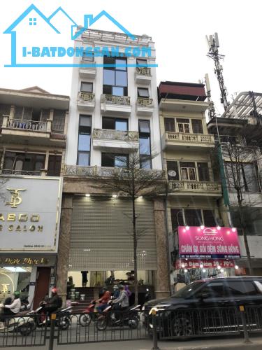 Bán tòa nhà Văn Phòng mặt phố Nguyễn Lương Bằng Dt 204m2* 8 tầng Mt 8m. Giá 150 tỷ