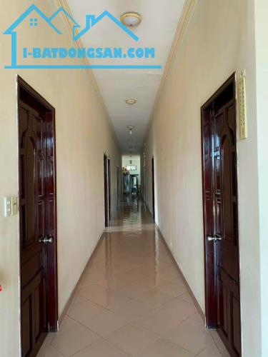 Bán khách sạn 1000m2 thổ cư 100% mặt tiền đường phường Hoá An, TP Biên Hoà.