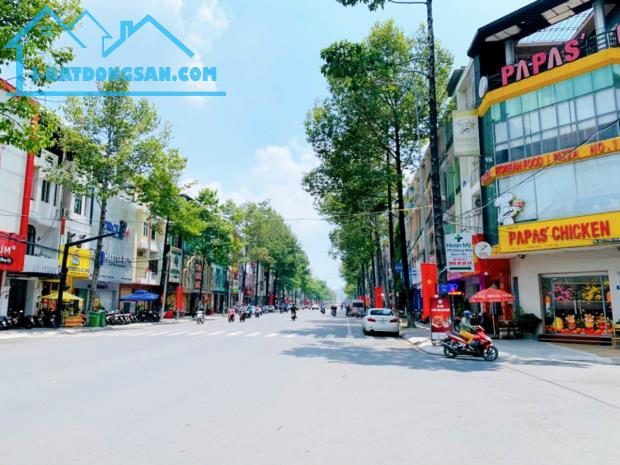 Nhà mặt tiền Võ Thị Sáu Thống Nhất, Biên Hòa, 72m2, giá 18,9 tỷ.
