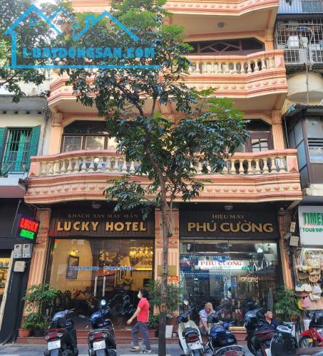 Cực Hiếm! Bán Khách Sạn Mặt Phố Tây Hồ, Tây Hồ, 195m2x12T MT:8,5m Giá 186tỷ.