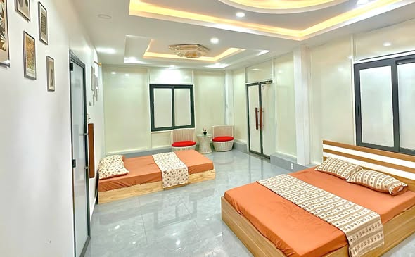 6 đường Lạc Long Quân
