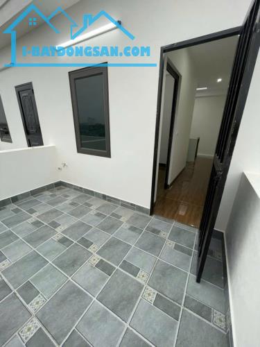 HỮU HƯNG - TÂY MỖ BÁN NHÀ 5 TẦNG 3 NGỦ