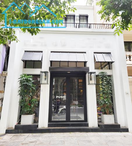 Bán Nhà Mặt Phố Hàng Than, Ba Đình, DT 110m2 x 9T, MT:6,5m, Giá Rẻ.