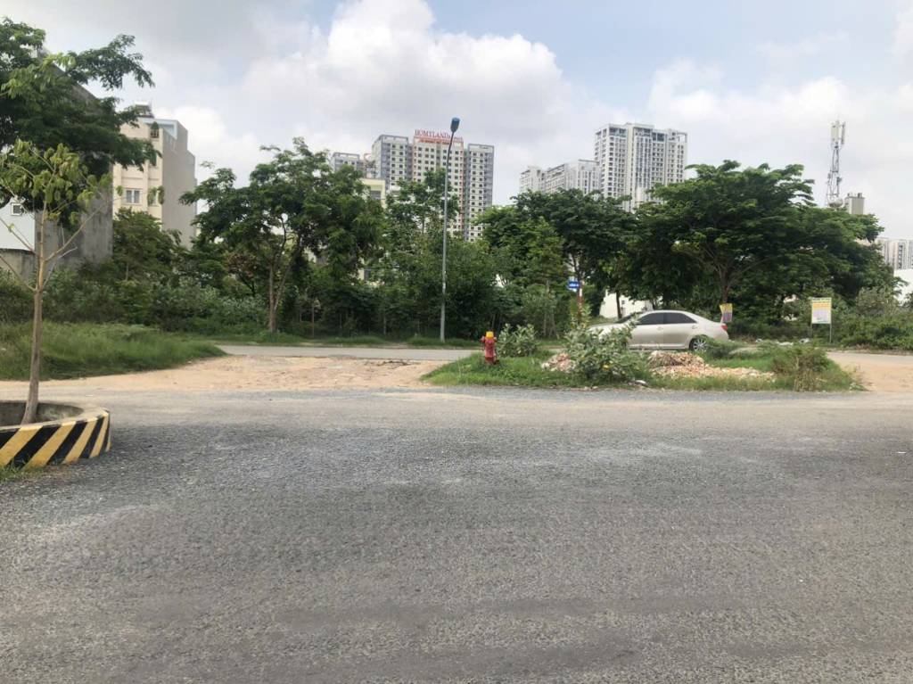 Bán đất Nam Rạch Chiếc, Khu 30 Ha phường An Phú, Quận 2 Lô J28, góc 2 mặt tiền đường đôi 35m
