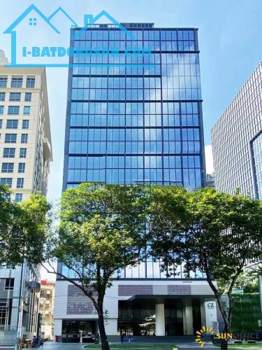 Bán Tòa Văn Phòng Mặt Phố Hoa Lư, Hai Bà Trưng DT 424m2, 11T, MT 14m