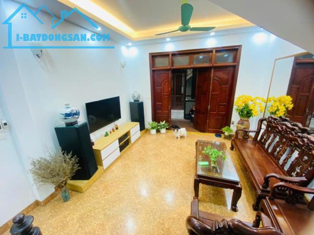 BIỆT THỰ MINI PHÂN LÔ - PHỐ YÊN PHỤ - NGÕ THÔNG, 2 MẶT THOÁNG CHỈ 6.8 TỶ