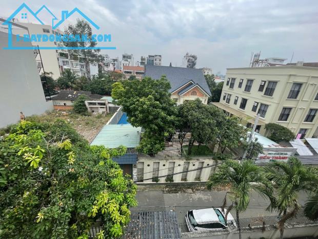 NHÀ HẺM OTO TRÁNH 110m2 GẦN CHÁO VỊT THANH ĐA - GIÁ 15T