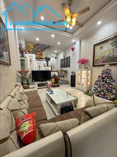 SIÊU PHẨM 4 TẦNG - KDC HỒNG LONG - HBP - 13 TỶ CÒN TL