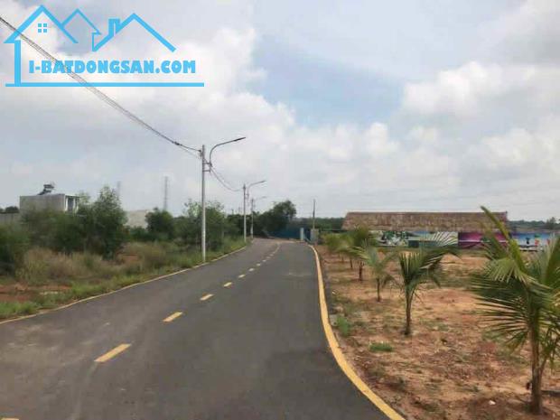 199m² có sẵn 100m² đất ở đường nhựa liên xã Đồng Phú Bình Phước chỉ 300 triệu