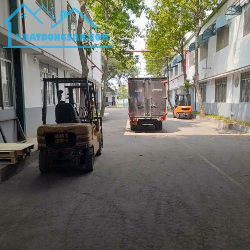Bán kho xưởng 50 tỷ, 38x97m, mặt tiền đường số 9 KCN Lê Minh Xuân,Bình Chánh