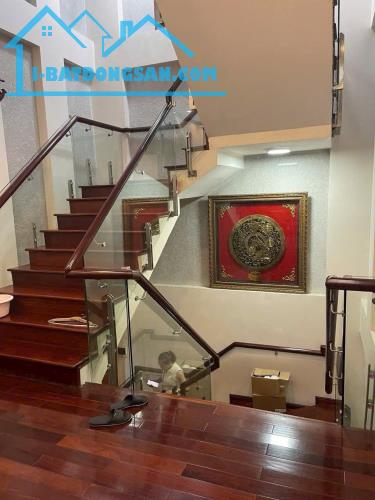 Bán căn biệt thự khu Đông Ngô Quyền, ph Lê Thanh Nghị, TP HP mới, 158m2, mt 9m, vị trí vip