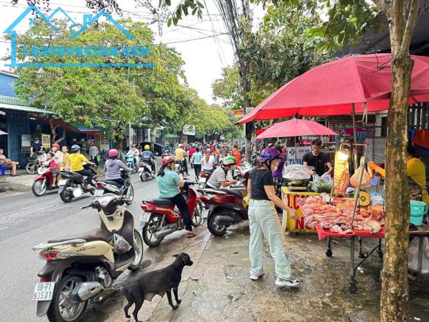 BÁN NHÀ MẶT TIỀN ĐƯỜNG NGUYỄN THỊ TỒN. Ngay Cổng Cty Pouchen