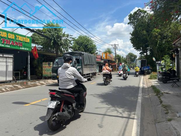 Bán lô góc 2 mặt tiền đường Linh Đông, sát Phạm Văn Đồng, DT: 5,3m*13,35m, giá 5,5 tỷ