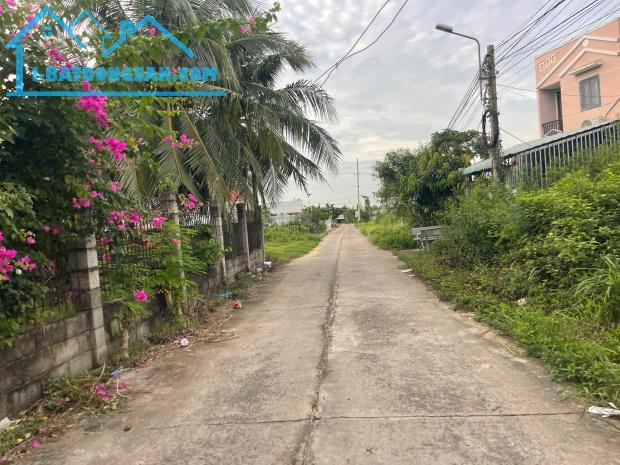 Bán vài mảnh đất vườn mặt tiền bê tông nhựa xã Hàm Kiệm