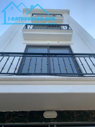 NHÀ 4T*32M2-NGÕ RỘNG,THOÁNG Ô TÔ ĐỖ TẬN CỔNG-GẦN ĐƯỜNG QL6-GIÁ 2,4 TỶ