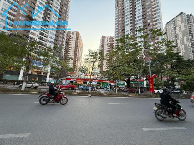 🔅 CHUNG CƯ CAO CẤP 25 T1 HOÀNG ĐẠO THÚY, CẦU GIẤY 162M2 3PN+3VS, SĐCC, CHỈ 14.9 TỶ 🔅