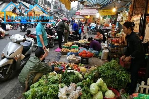 SANG LẠI NỀN ĐẤT (10X35=350M2) THỔ CƯ SHR MT NHỰA NGAY CHỢ DÂN ĐÔNG GIÁ 750 TRIỆU