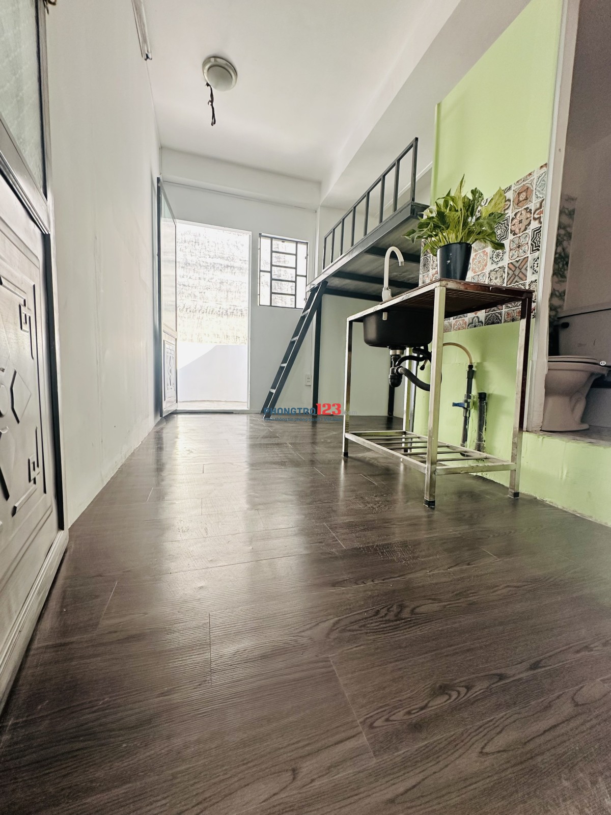 Phòng ĐẸP Sạch Sẽ Thoáng Mát ngay đường Nguyễn Kiệm